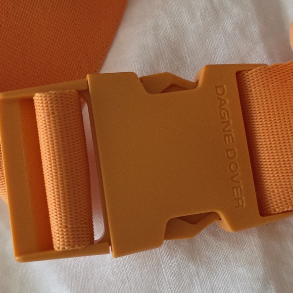 Dagne Dover NWT Ace Fanny Pack - Picture 7 of 11